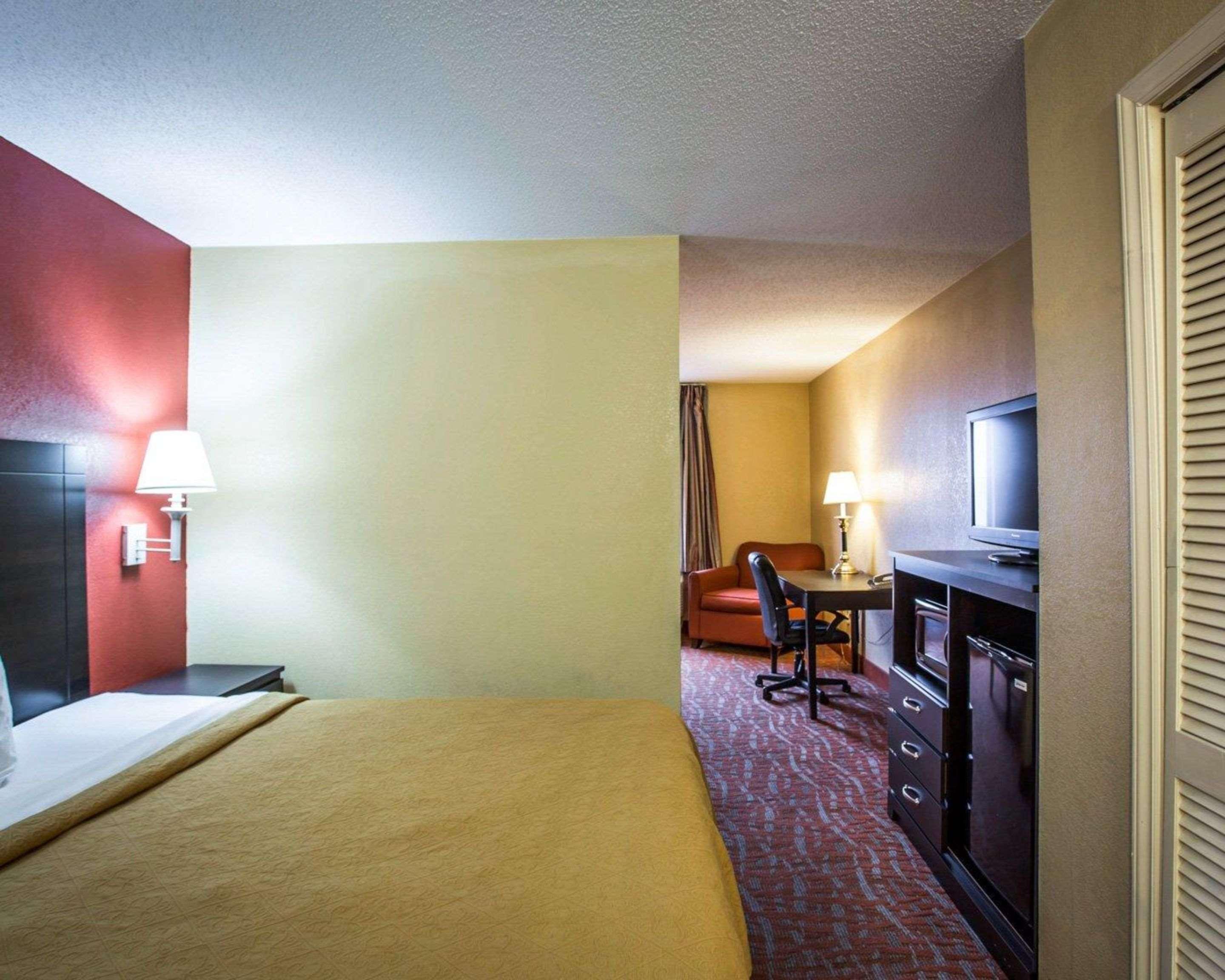 Quality & Hotel 2*